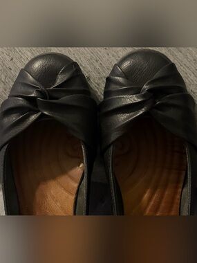 Malibu Black Knot-Front Women's Flats
